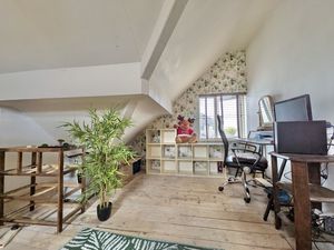 Photo 13- click for photo gallery